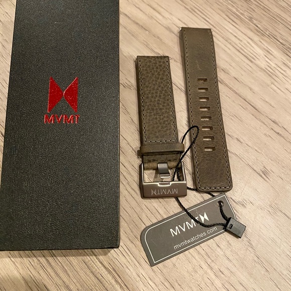 Movement Gray Leather Strap - Picture 4 of 6